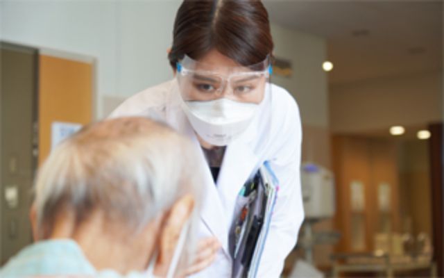 12:00 ミールラウンド